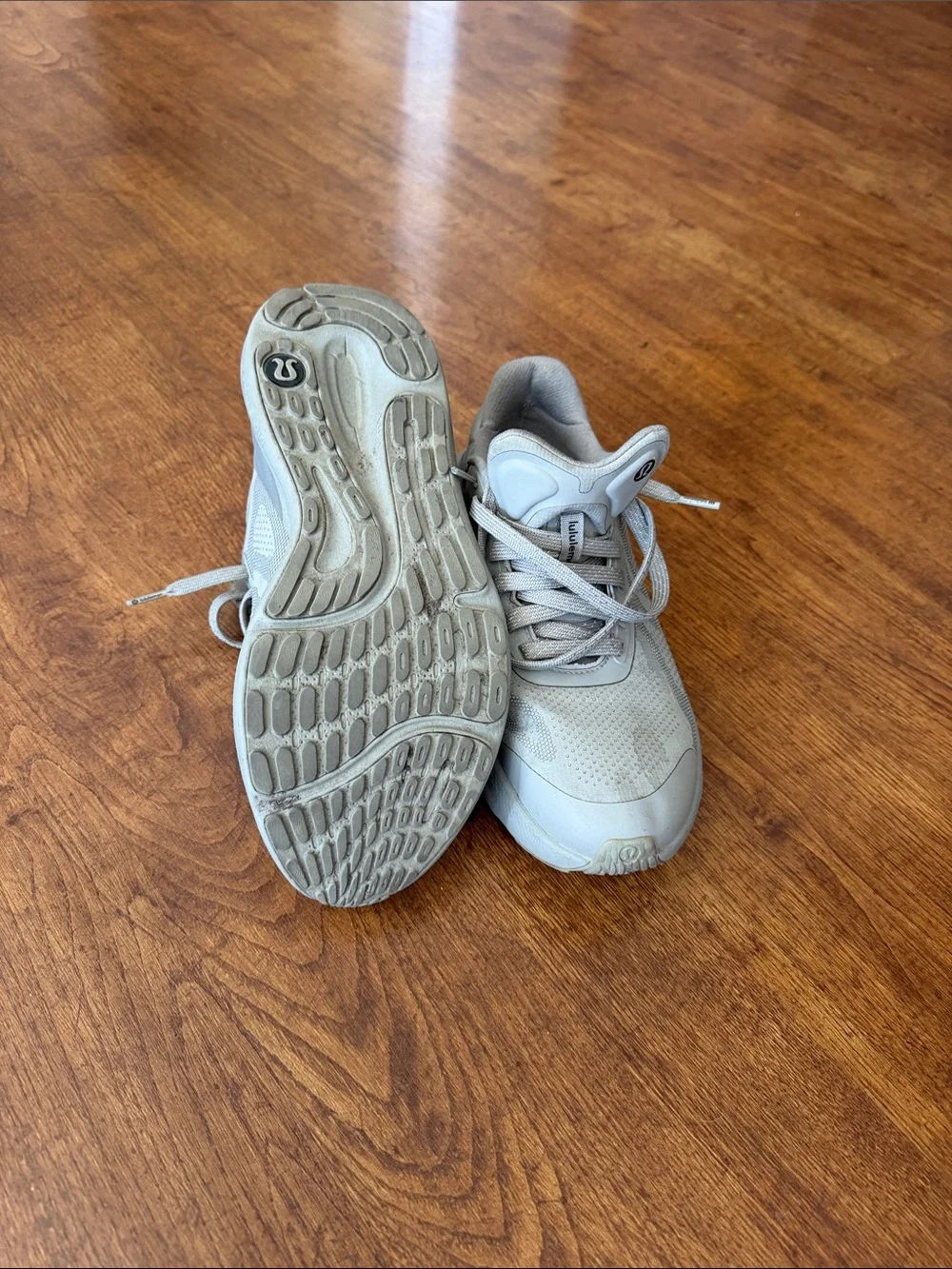 lululemon athletica Women’s Athletic Sneakers — Light Gray